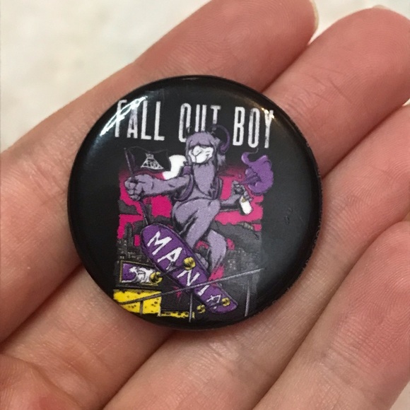 Hot Topic Fall Out Boy Mania Small Pin - Picture 5 of 7